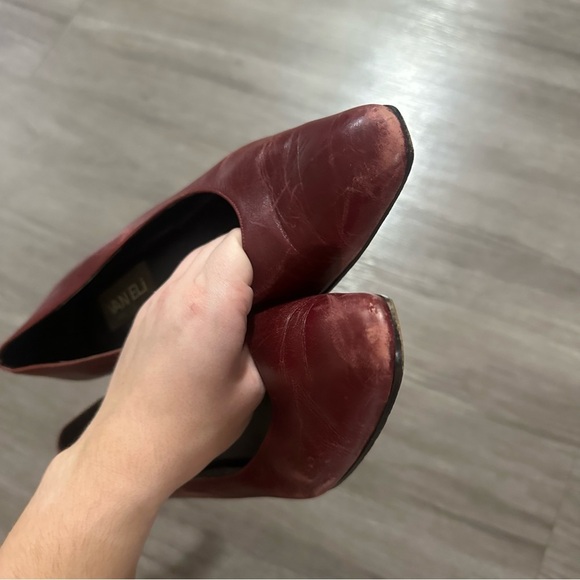 3/$20⚡️ Vintage Red Van Eli Short Heel Pointed Toe Heels Pumps Shoes - Picture 9 of 9